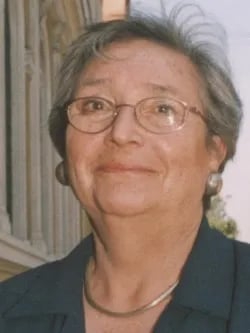 Portrait of María Elena Carrera (1929–2026) – memorial page