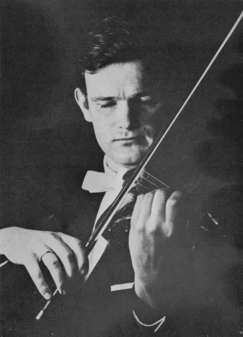 Porträt von Paavo Pohjola (1934–2026) – Gedenkseite
