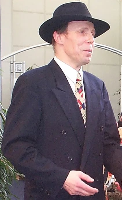 Portrait of Gunther von Hagens (1945–2026) – memorial page