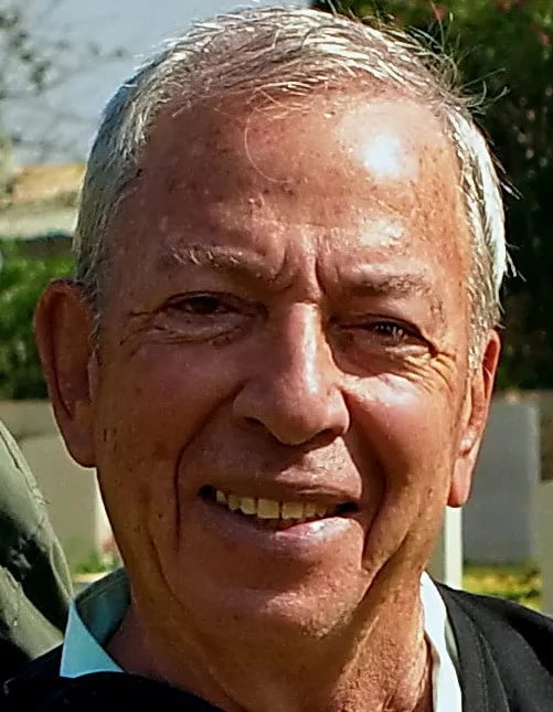 Portrait of Moshe Timor (1936–2026) – memorial page