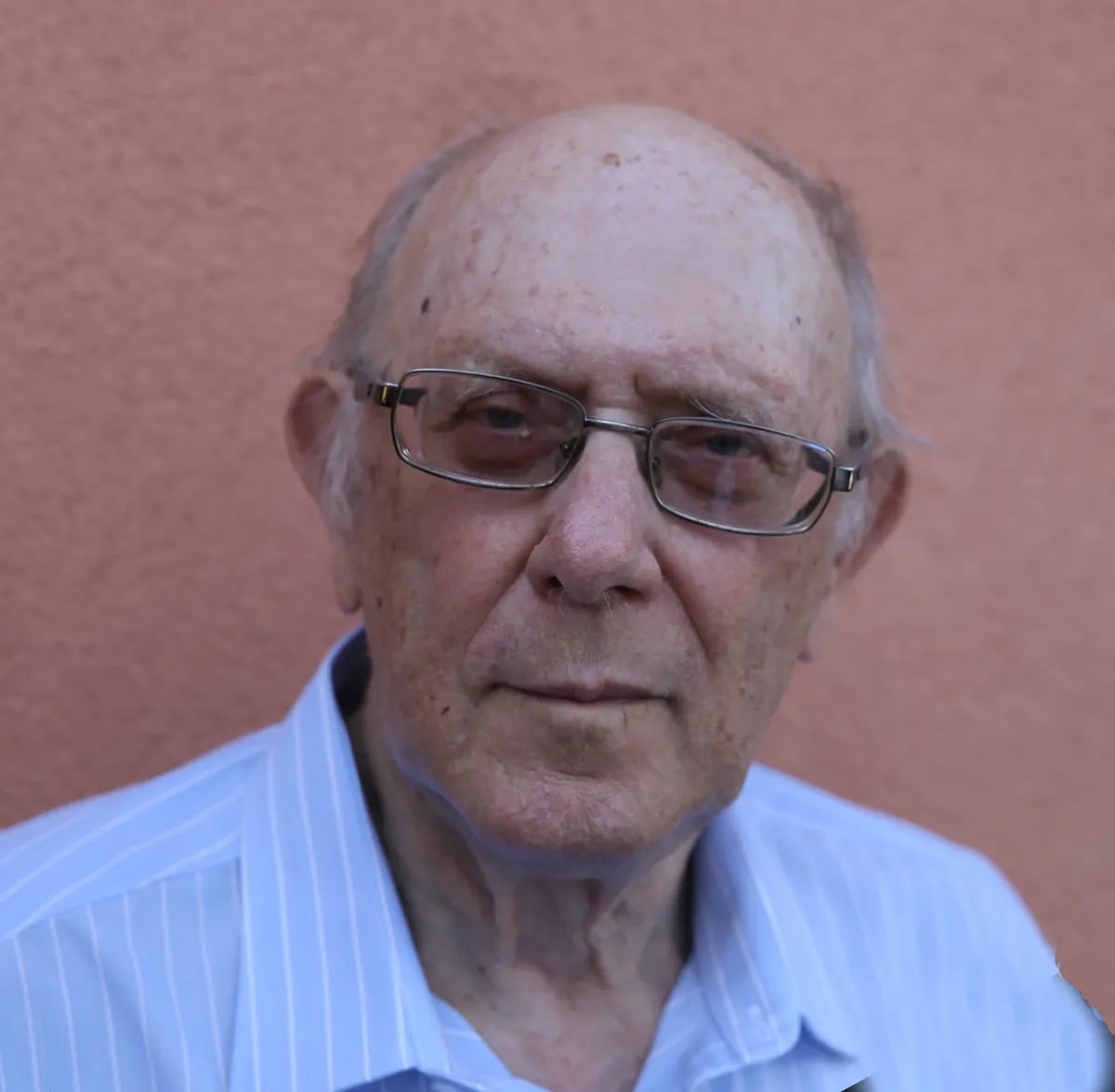 Porträt von Ivan Szabó (1939–2026) – Gedenkseite