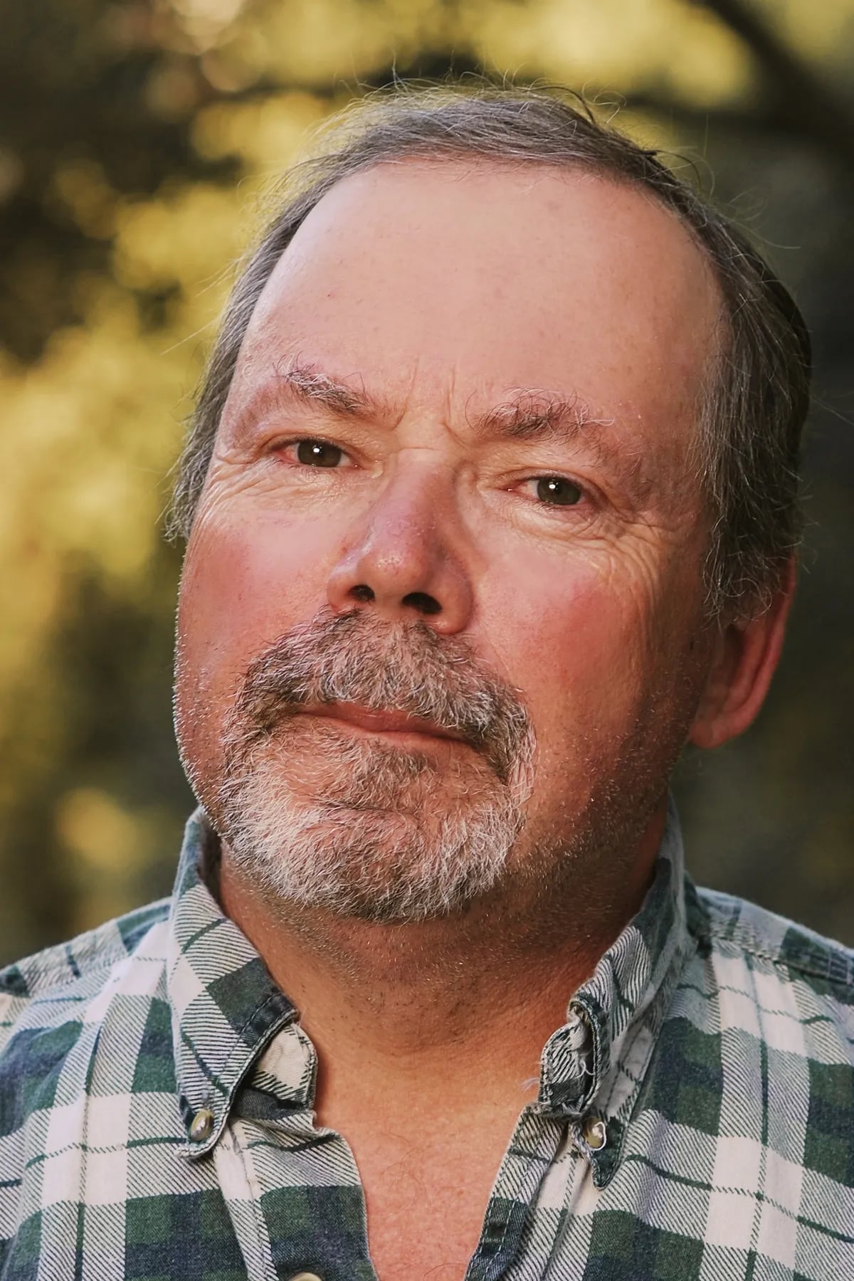 Porträt von Philip Bourne (1953–2026) – Gedenkseite