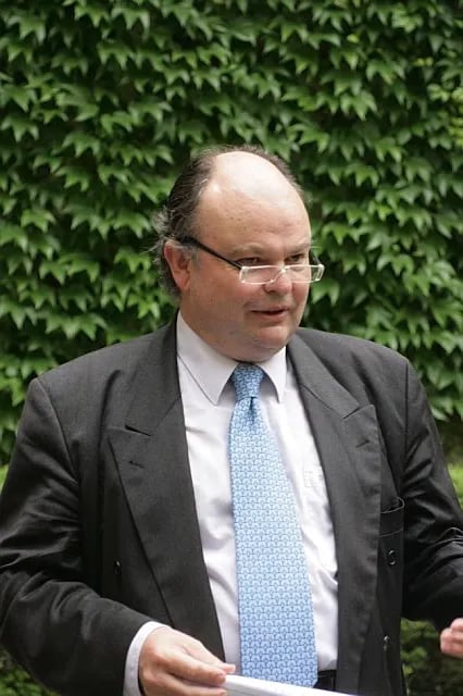 Porträt von Wolfgang F. Danspeckgruber (1956–2026) – Gedenkseite