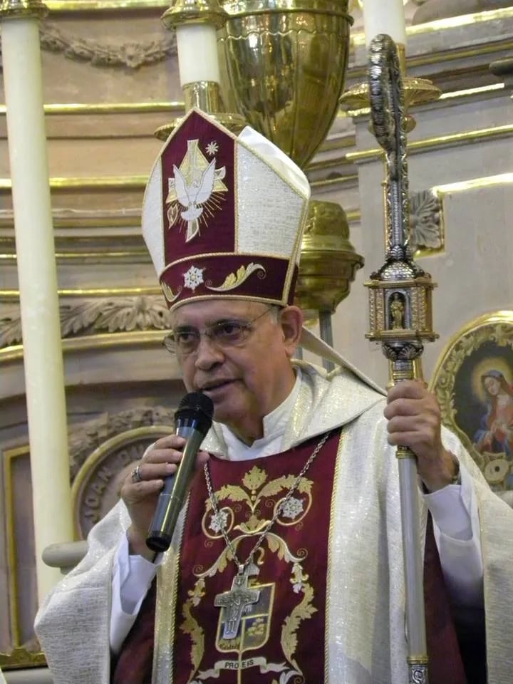 Porträt von Benjamín Castillo Plascencia (1945–2026) – Gedenkseite