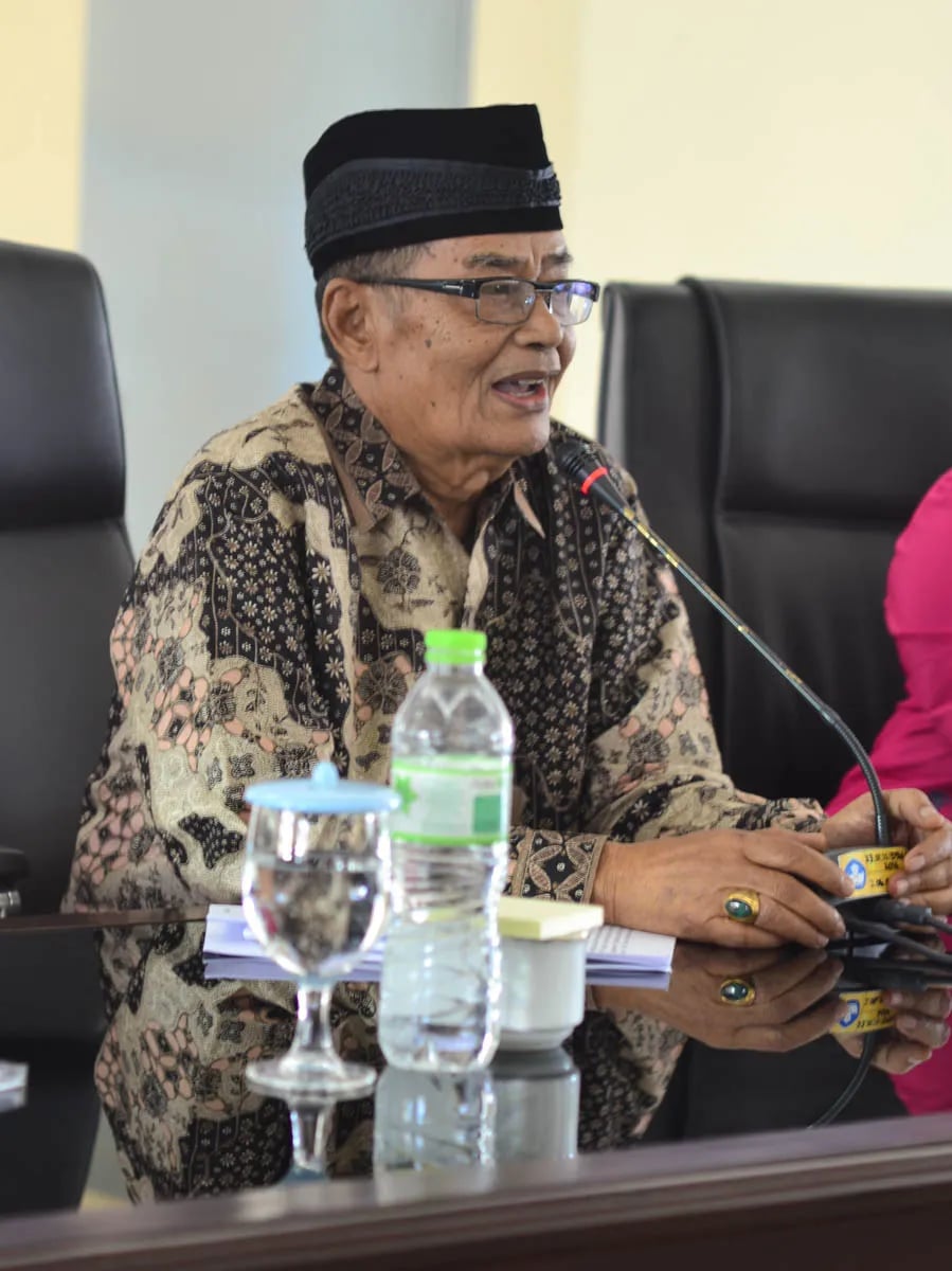 Portrait of Yus Datuak Parpatiah (1939–2026) – memorial page