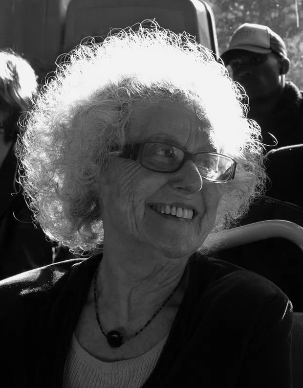 Portrait of Jacqueline Feldman (1936–2026) – memorial page