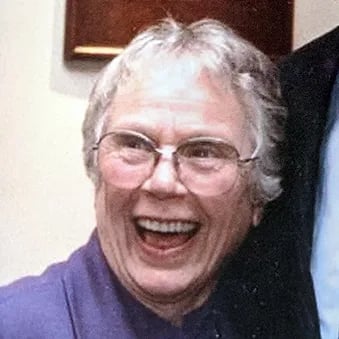 Porträt von Lillian Brown (1914–2020) – Gedenkseite