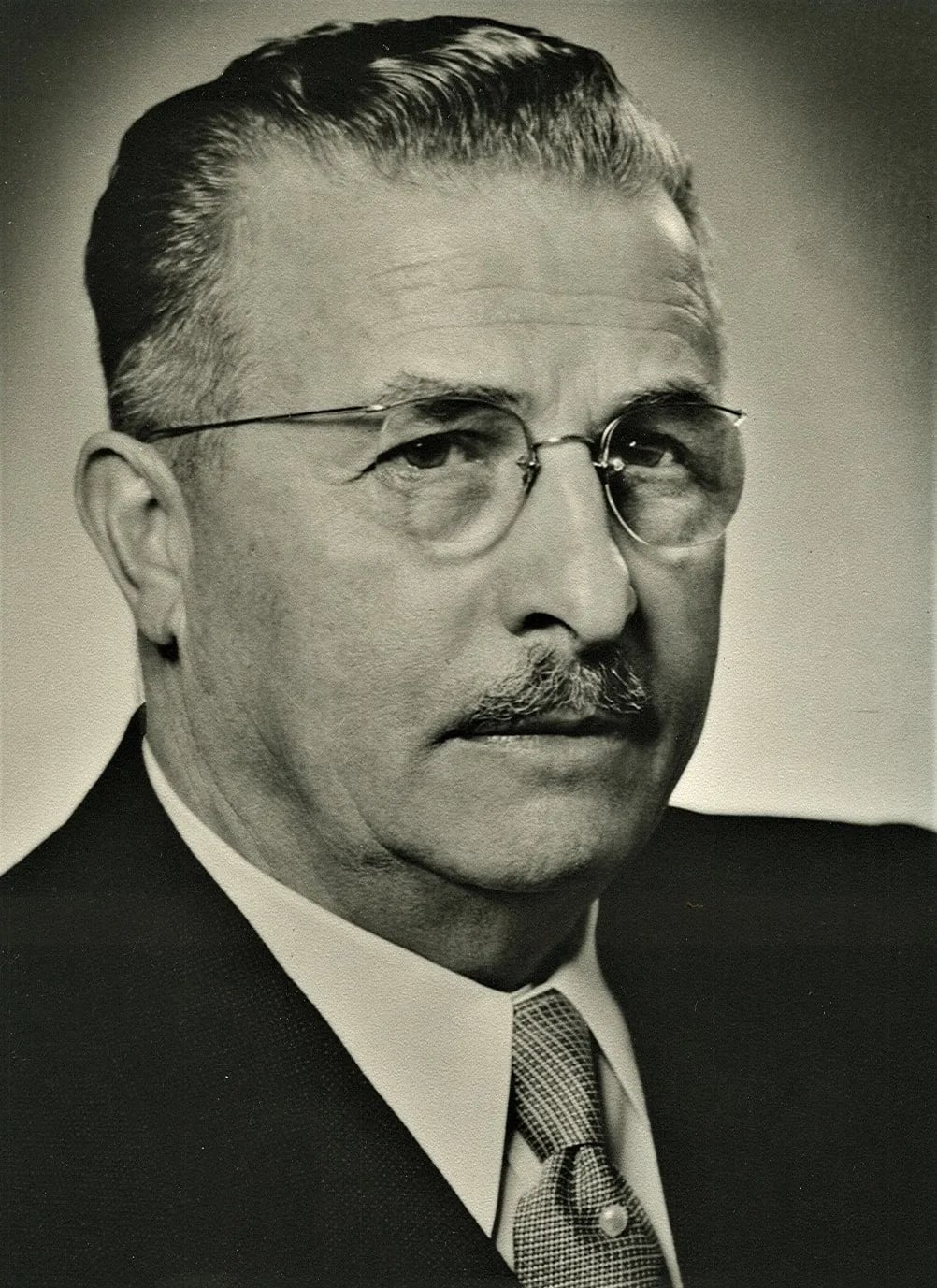 Portrait of Gustav Epple (1883–1955) – memorial page