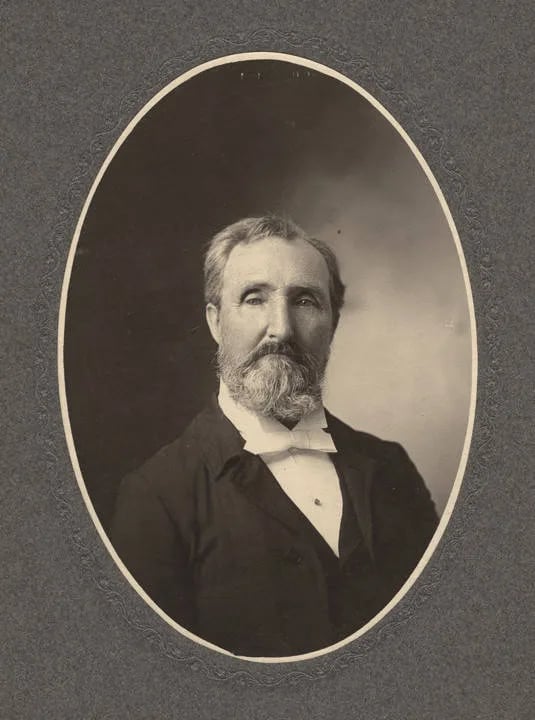 Porträt von George E. Brewer (1832–1922) – Gedenkseite