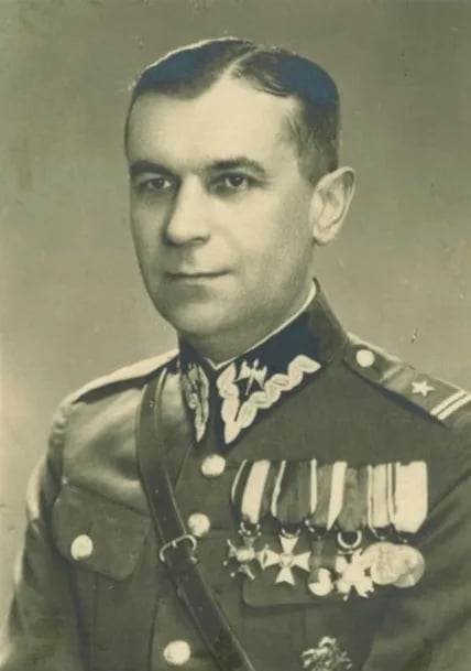 Porträt von Władysław Pasella (1890–1943) – Gedenkseite