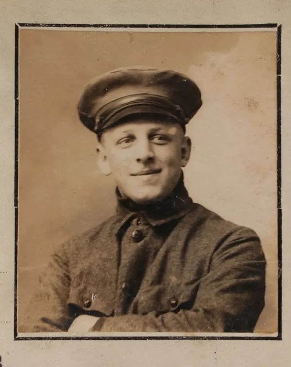 Portrait of Leif Norman Barclay (1895–1917) – memorial page