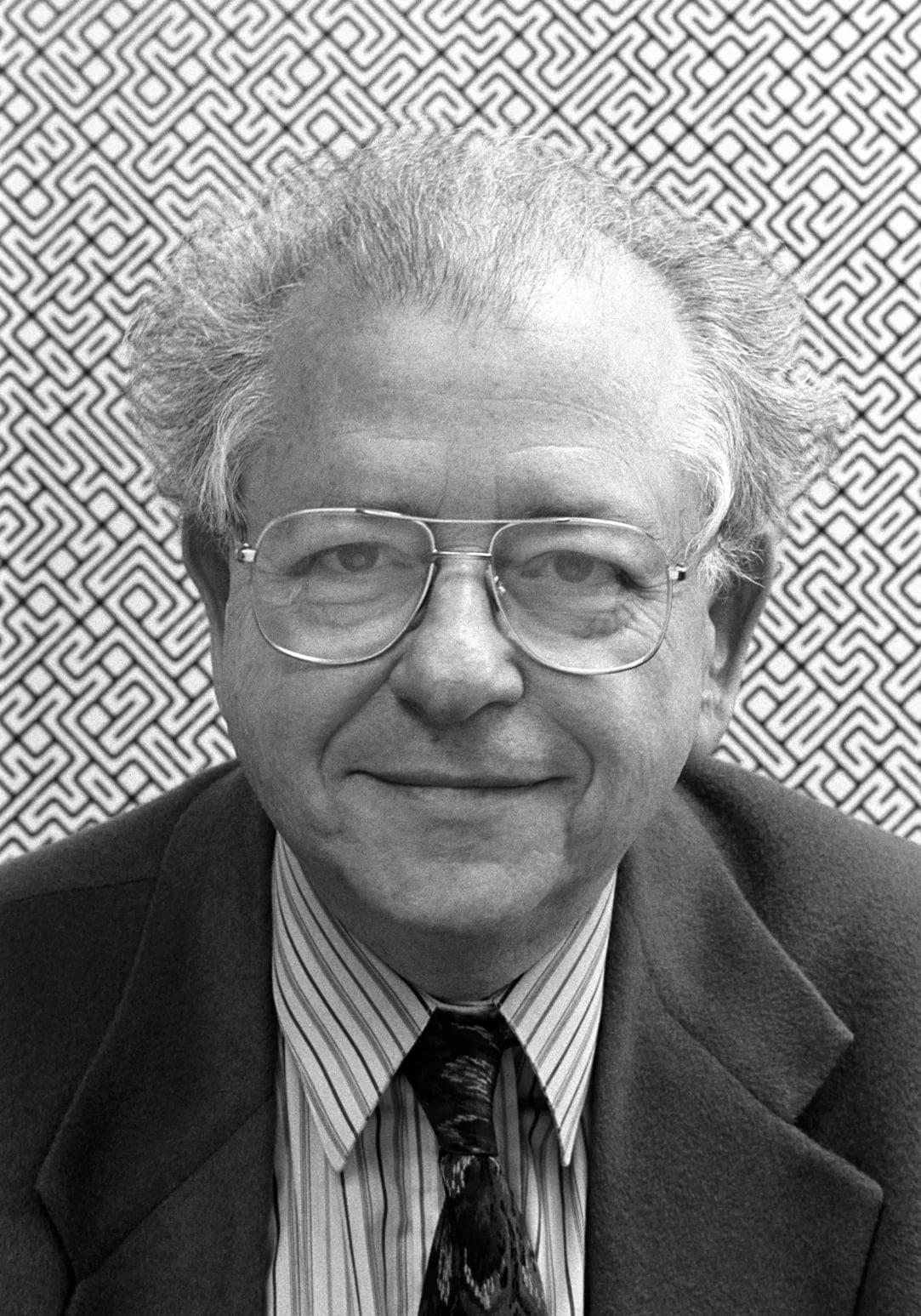 Portrait of Béla Julesz (1928–2003) – memorial page