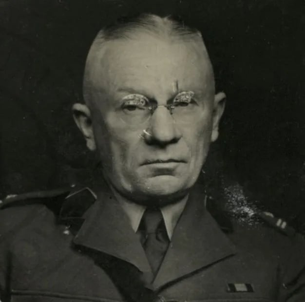 Portrait of Lucjan Mroczkowski (1890–1966) – memorial page