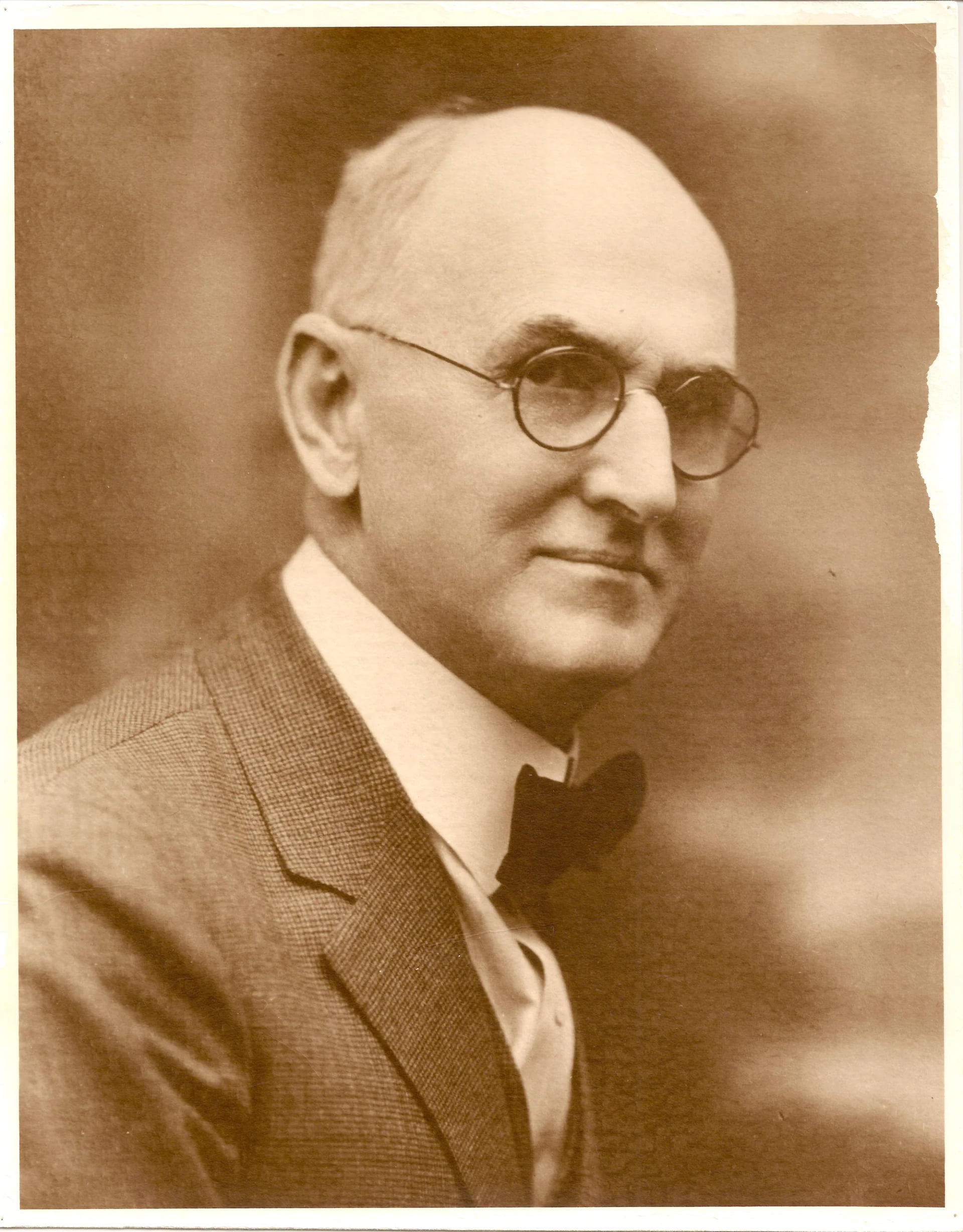 Portrait of Edwin Ford (1861–1933) – memorial page