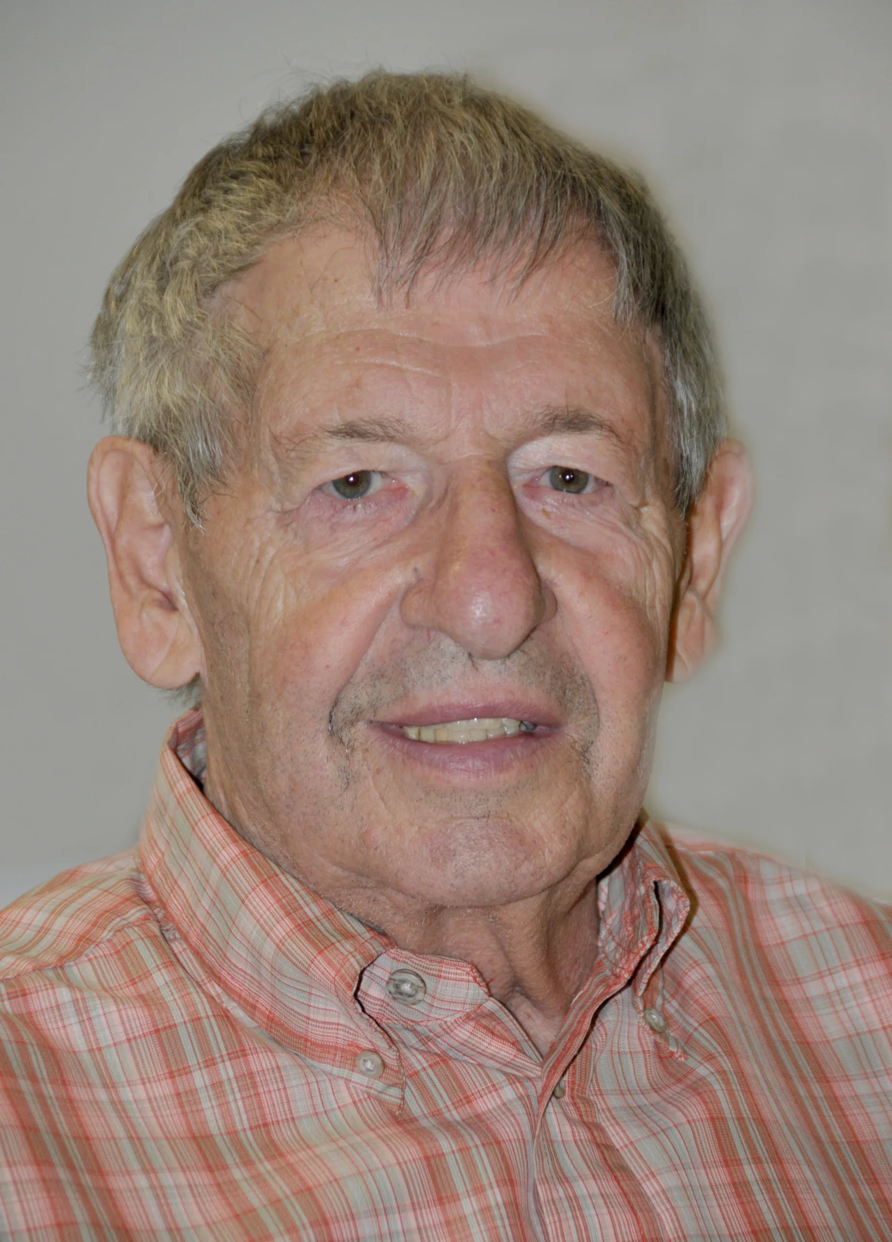 Porträt von Herbert Schneider (1922–2022) – Gedenkseite