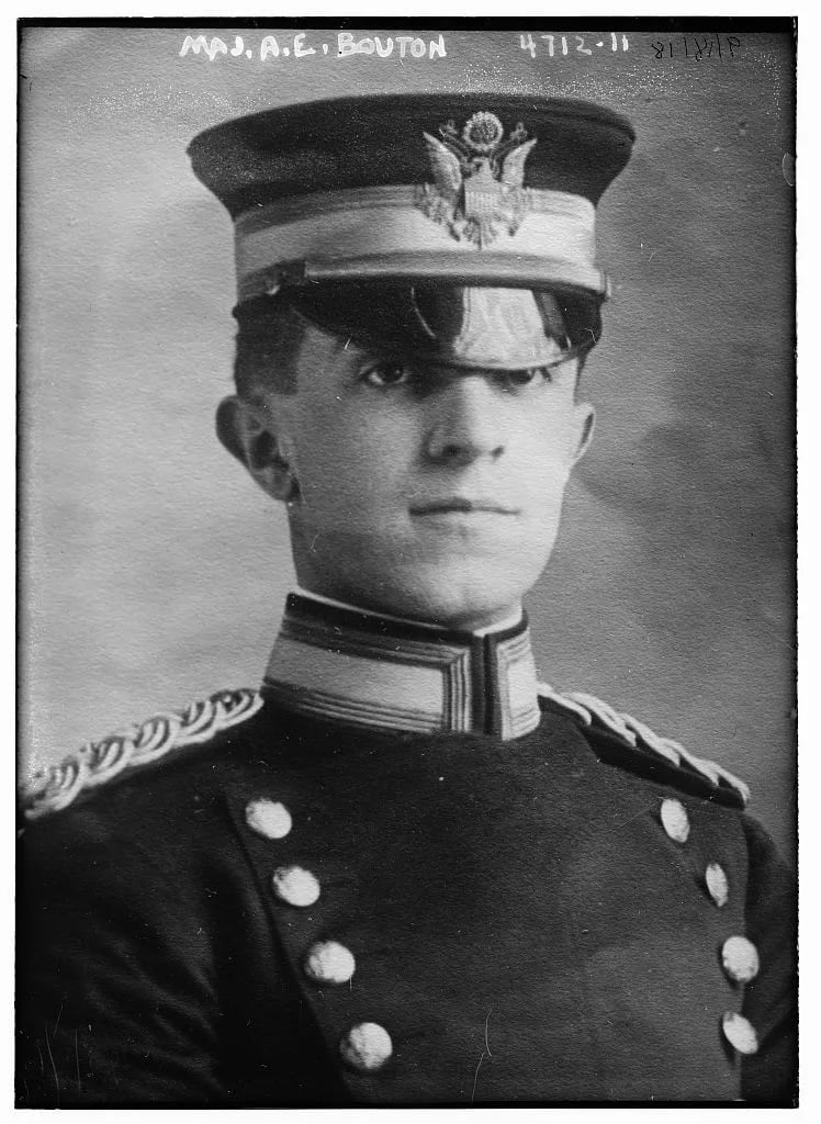 Portrait of Arthur Edward Bouton (1886–1918) – memorial page