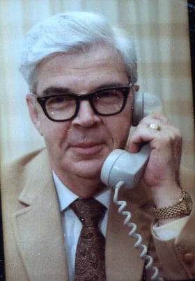 Portrait of James W. Nance (1921–1999) – memorial page
