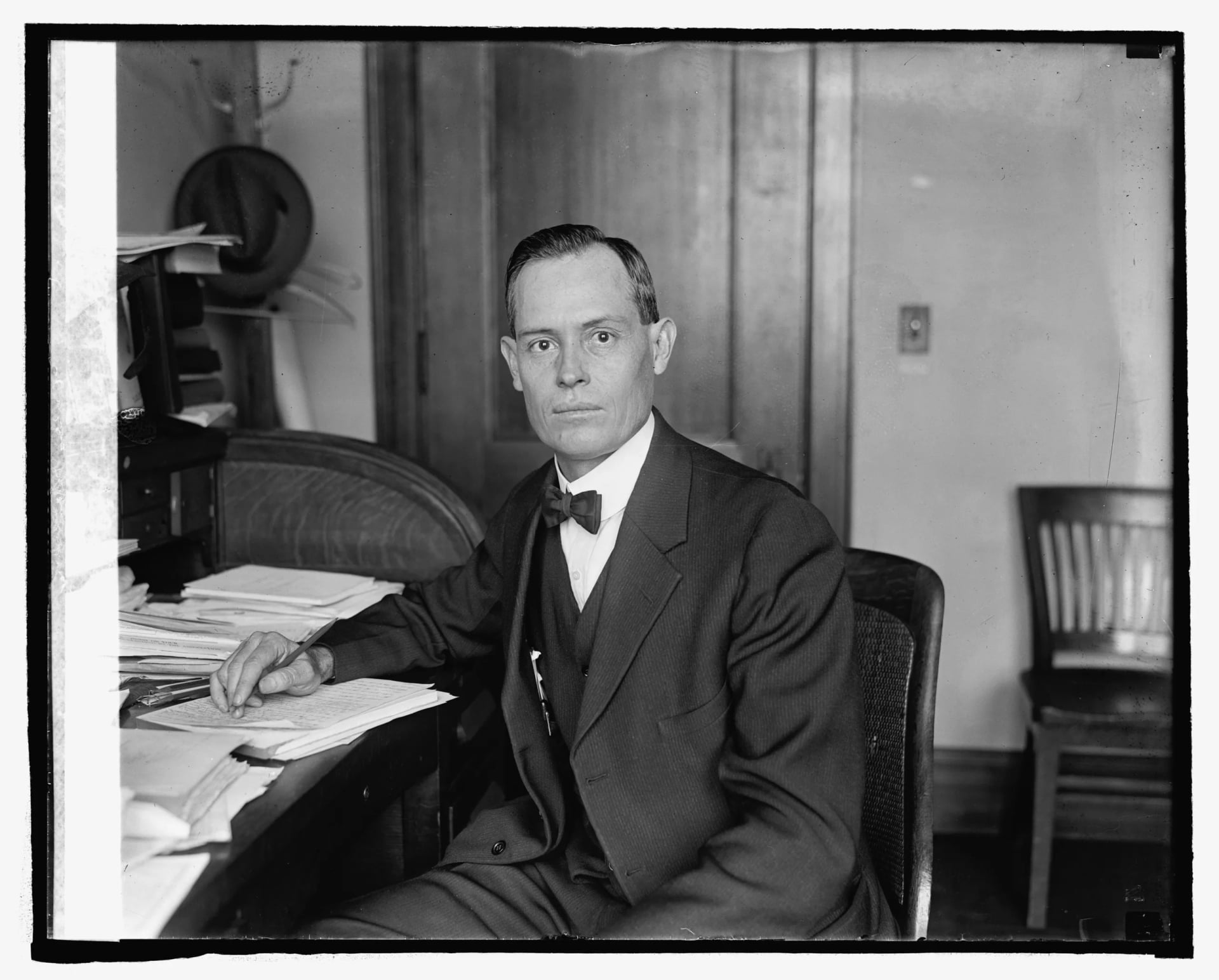Porträt von Alonzo Bettis Cox (1884–1968) – Gedenkseite