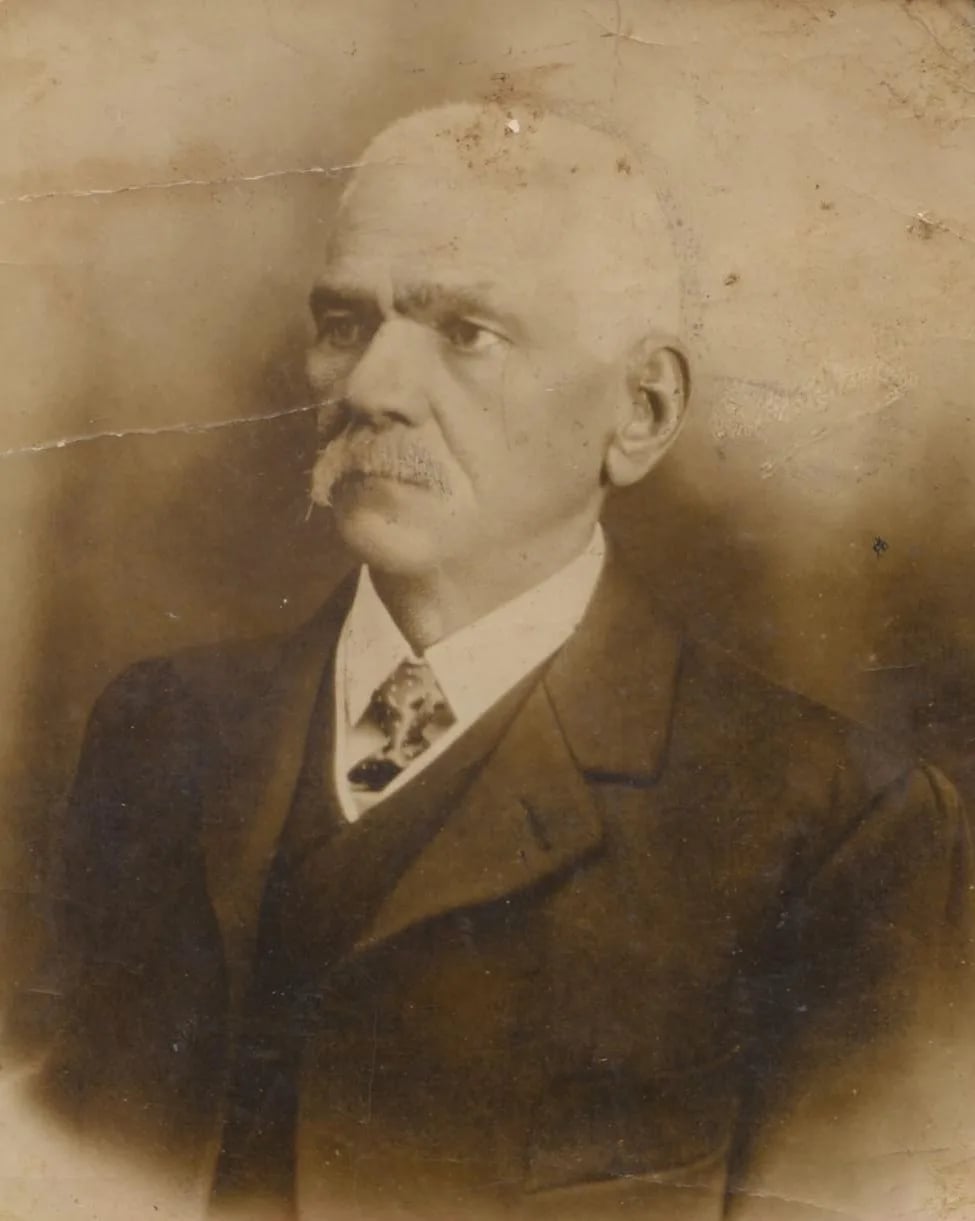 Porträt von Crispim Jacques Bias Fortes (1847–1917) – Gedenkseite