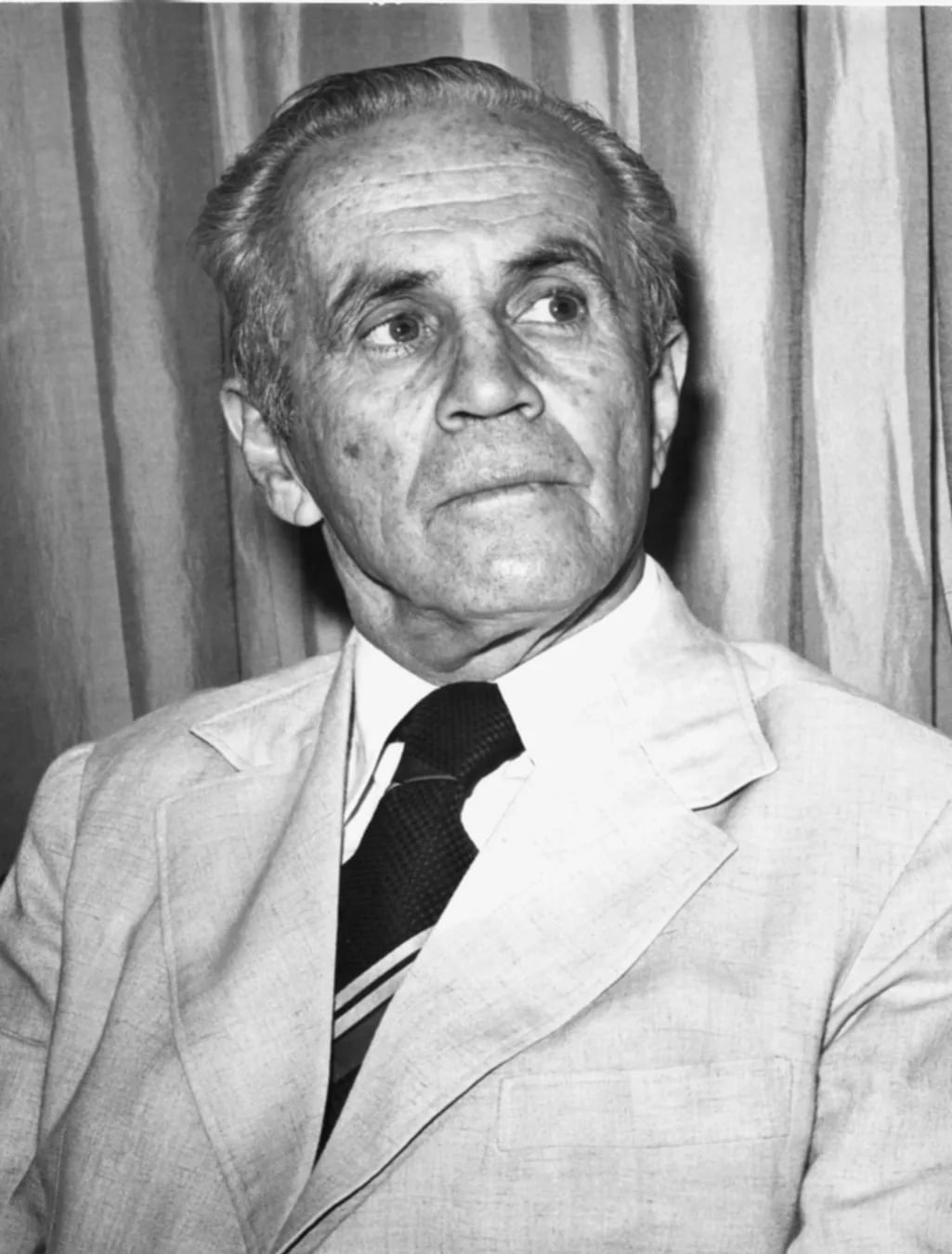 Porträt von Dirceu Cardoso (1913–2003) – Gedenkseite