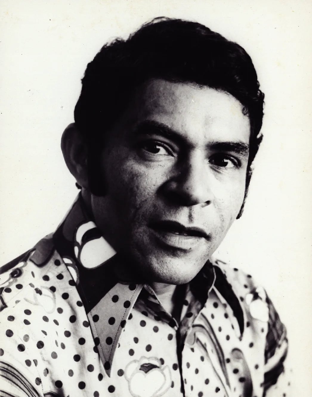 Porträt von Elino Julião (1936–2006) – Gedenkseite