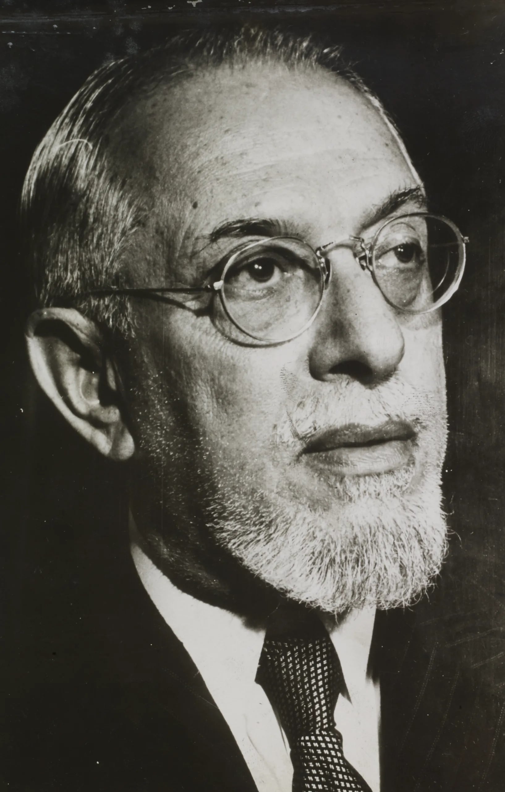 Porträt von Ernesto Simões Filho (1886–1957) – Gedenkseite