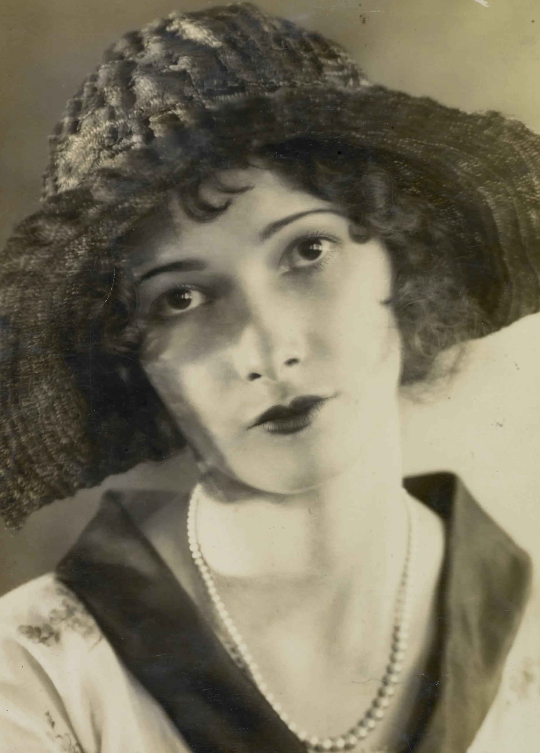 Porträt von Eva Nill (1909–1990) – Gedenkseite