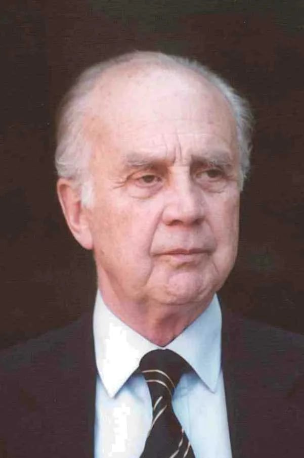 Portrait of Fernando Aguiar-Branco (1923–2021) – memorial page