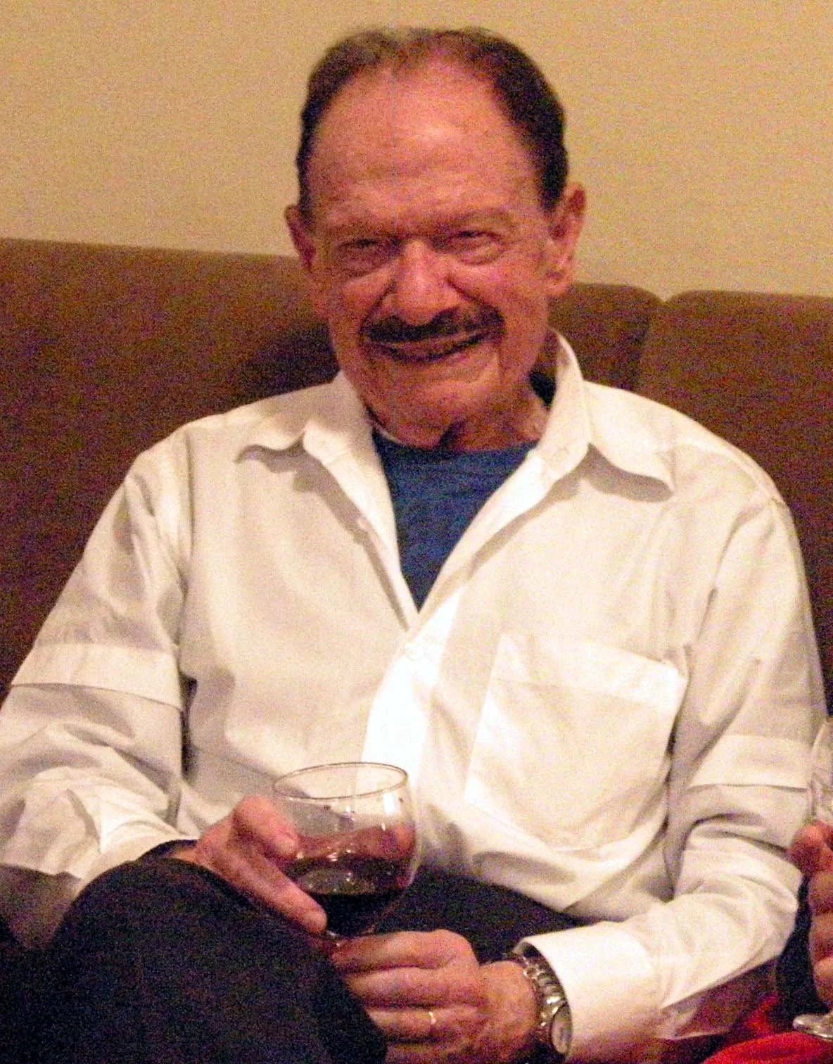 Porträt von Francisco Mauro Salzano (1928–2018) – Gedenkseite