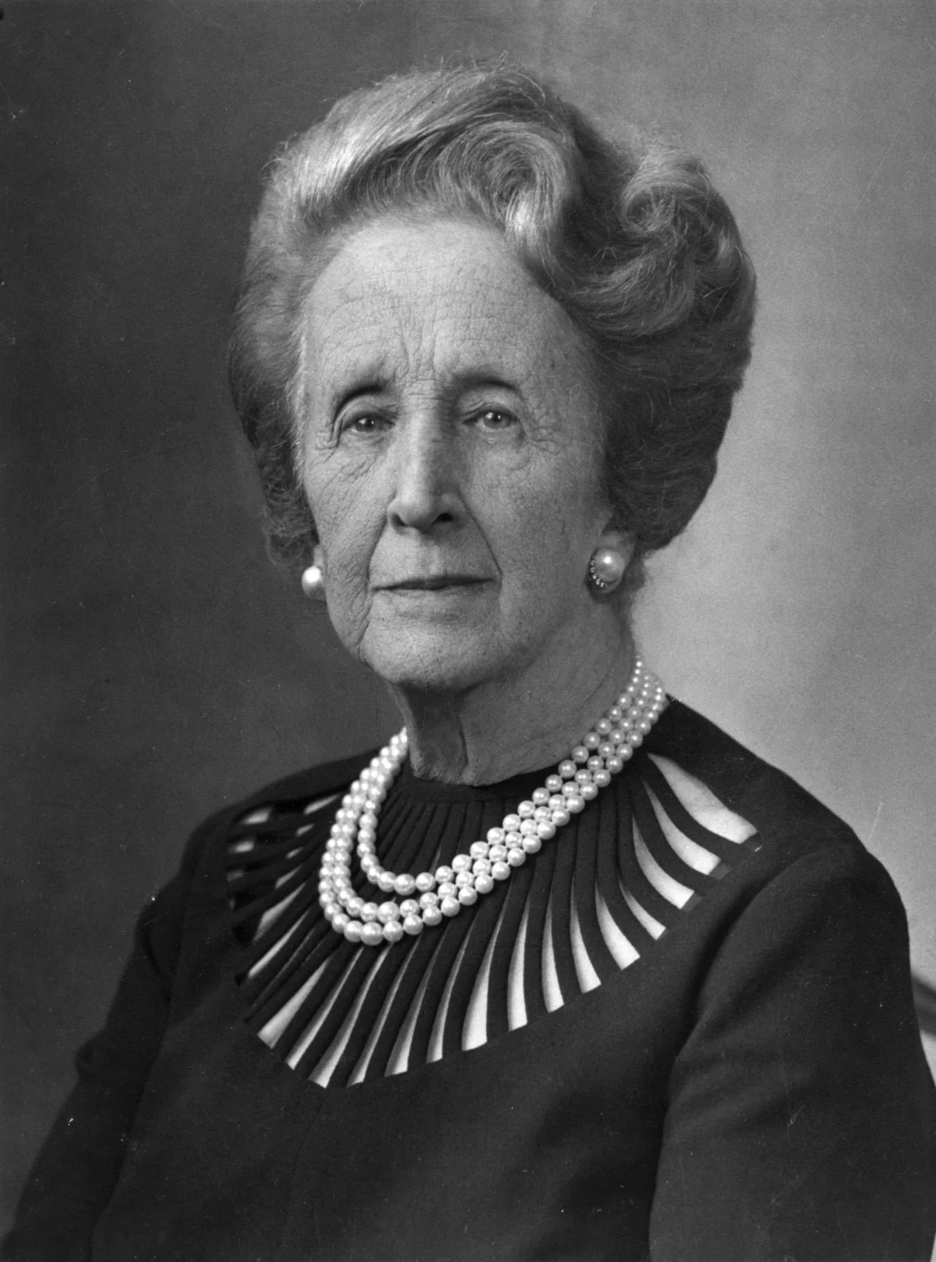 Portrait of Gertrudes Rodrigues (1894–1991) – memorial page