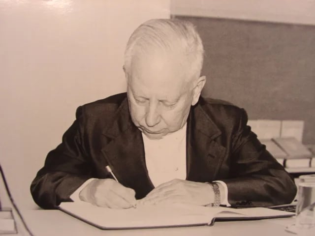 Porträt von Henrique Cláudio de Lima Vaz (1921–2002) – Gedenkseite