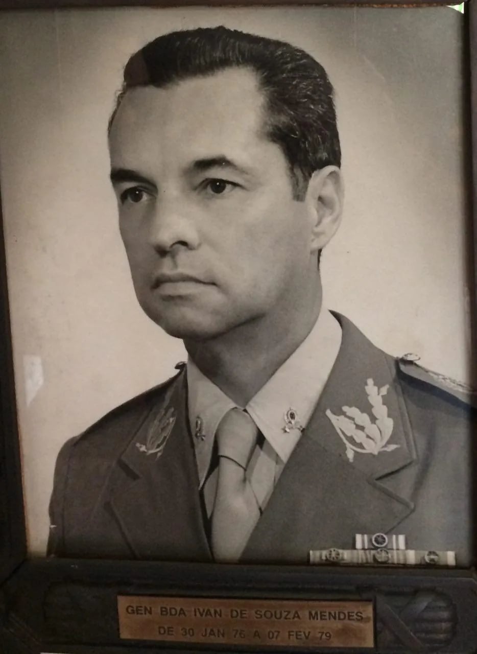 Porträt von Ivan de Sousa Mendes (1922–2010) – Gedenkseite