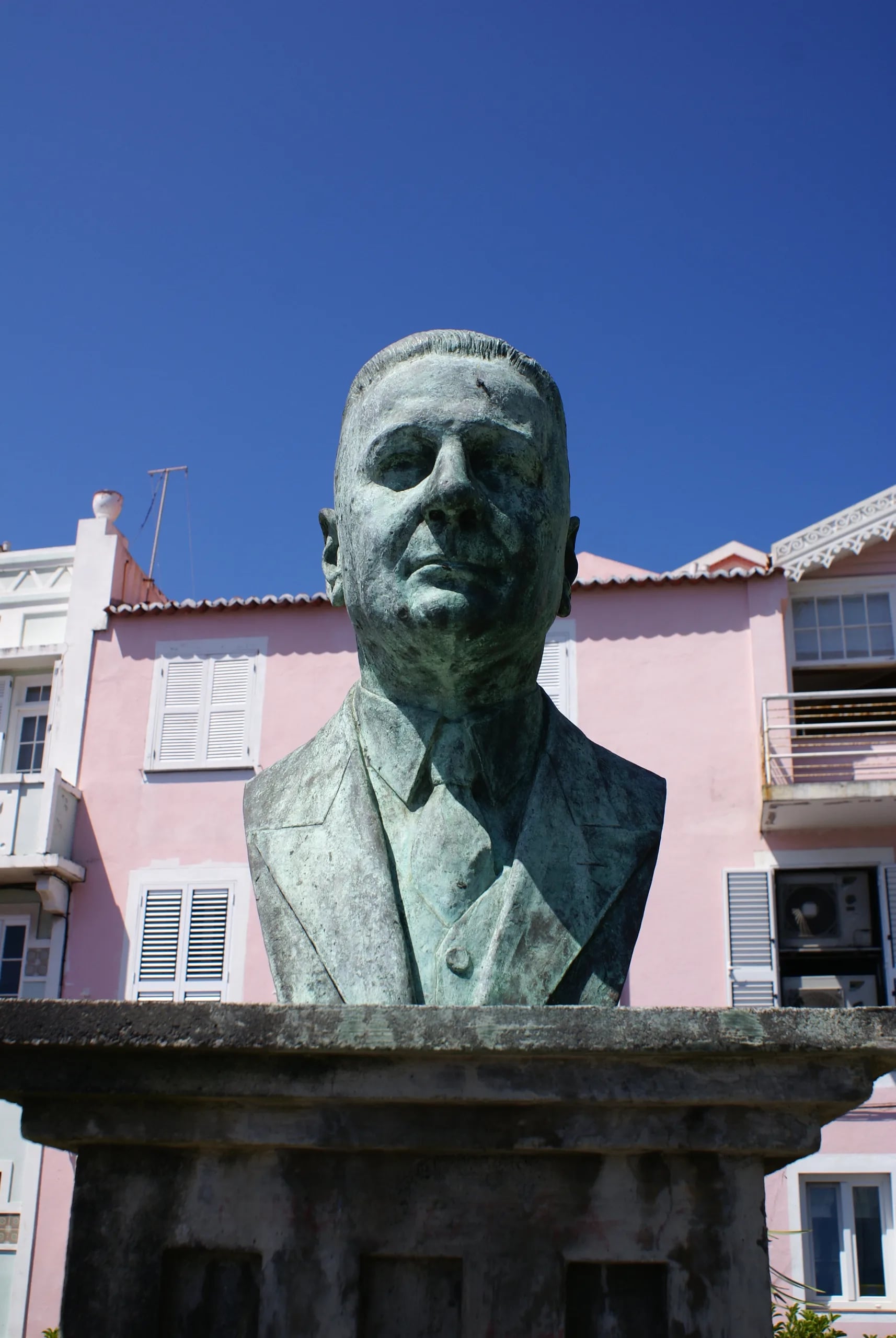 Portrait of José Osório Goulart (1868–1960) – memorial page
