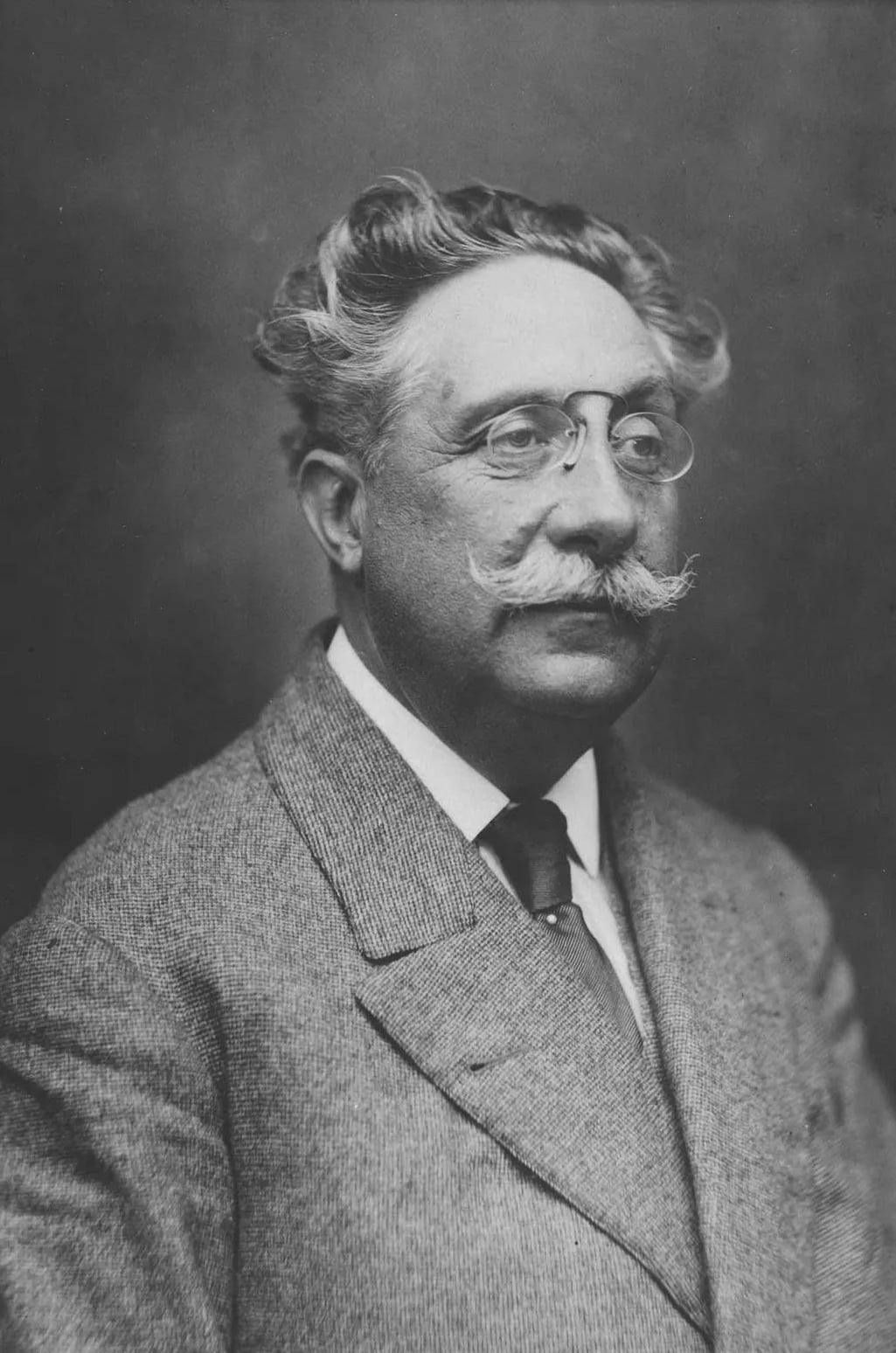 Portrait of João Vaz (1859–1931) – memorial page