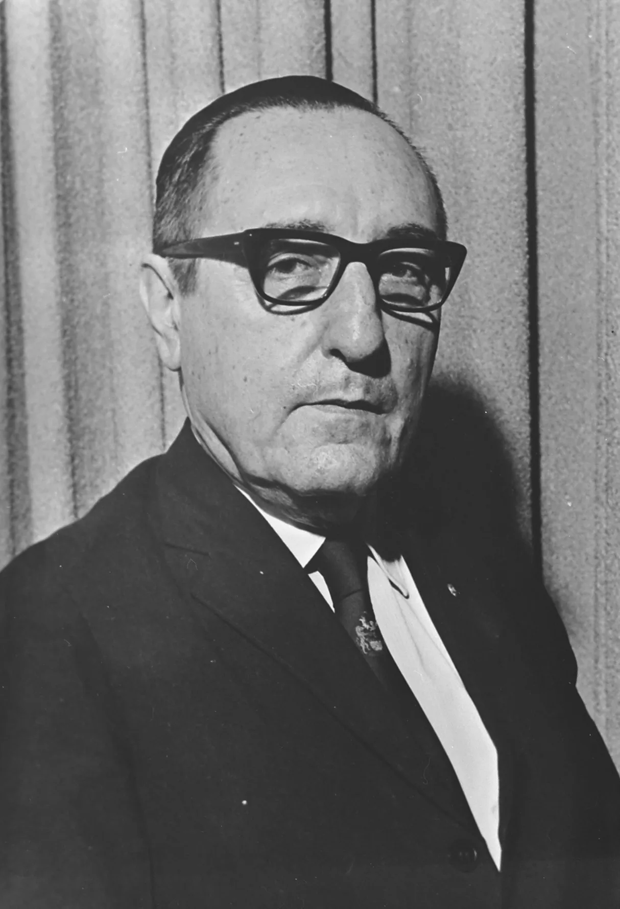 Porträt von Júlio Barata (1905–1991) – Gedenkseite