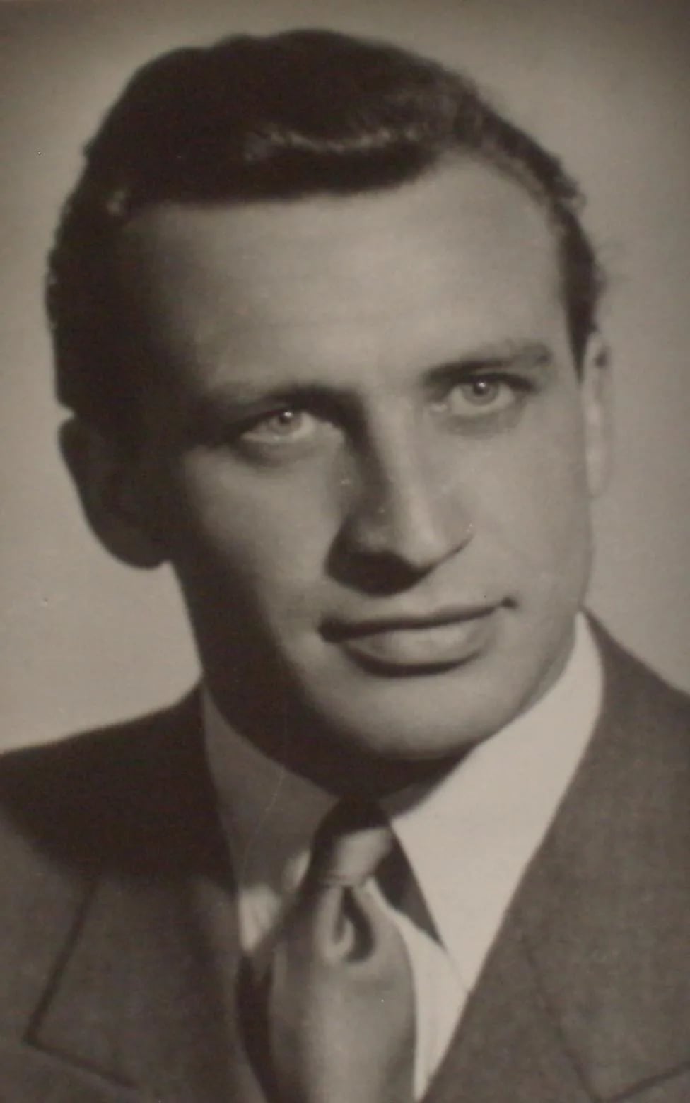 Portrait of Sándor Göb (1927–2016) – memorial page