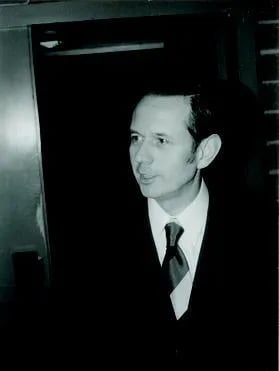 Porträt von Peter Dombrowski (1928–2025) – Gedenkseite