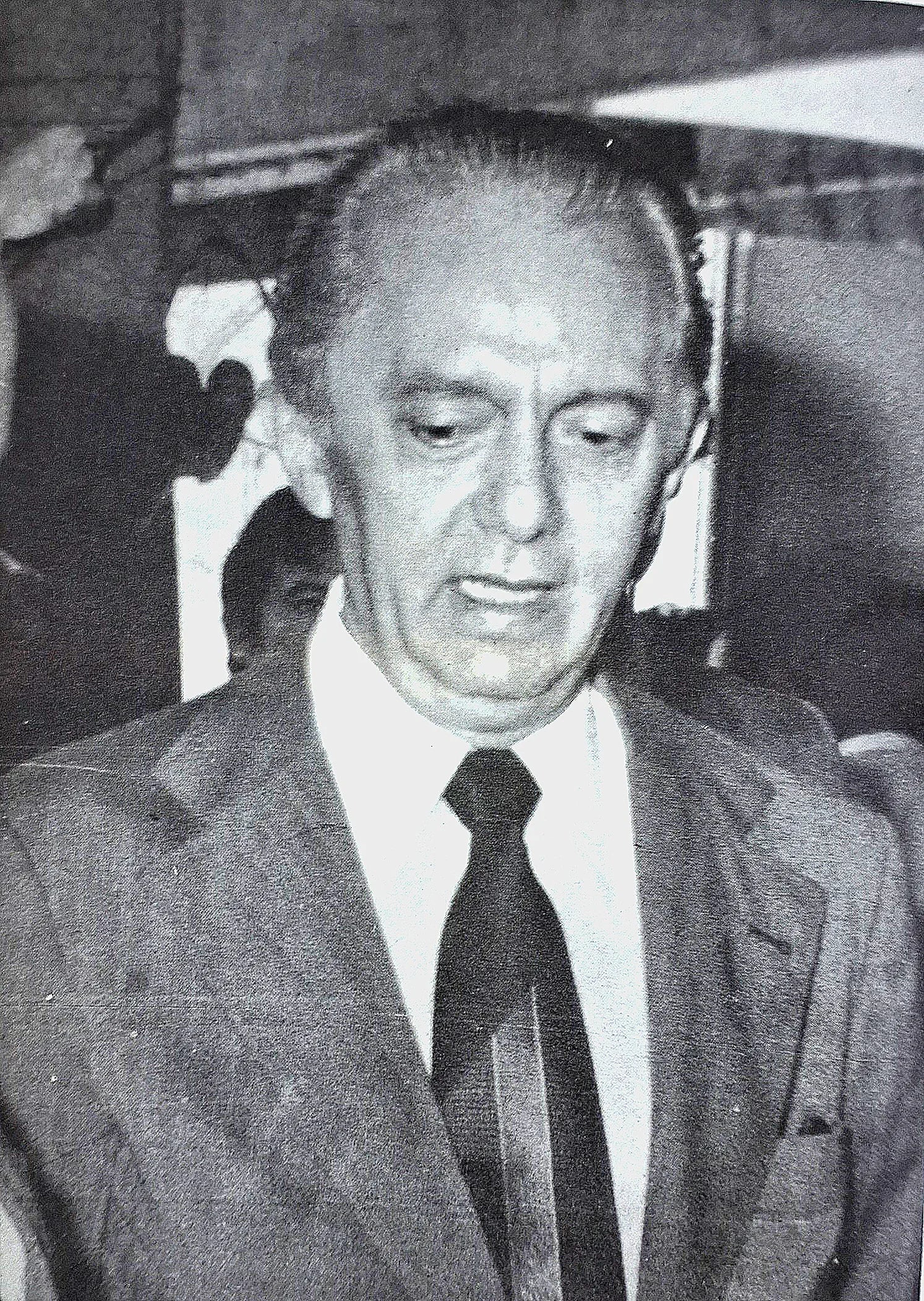 Porträt von Lucídio Portela Nunes (1922–2015) – Gedenkseite