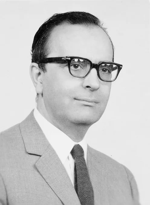 Portrait of Miller Guerra (1912–1993) – memorial page