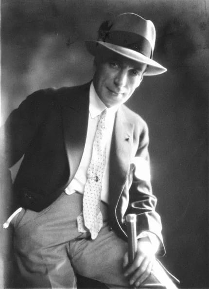 Portrait of Nascimento Fernandes (1881–1955) – memorial page
