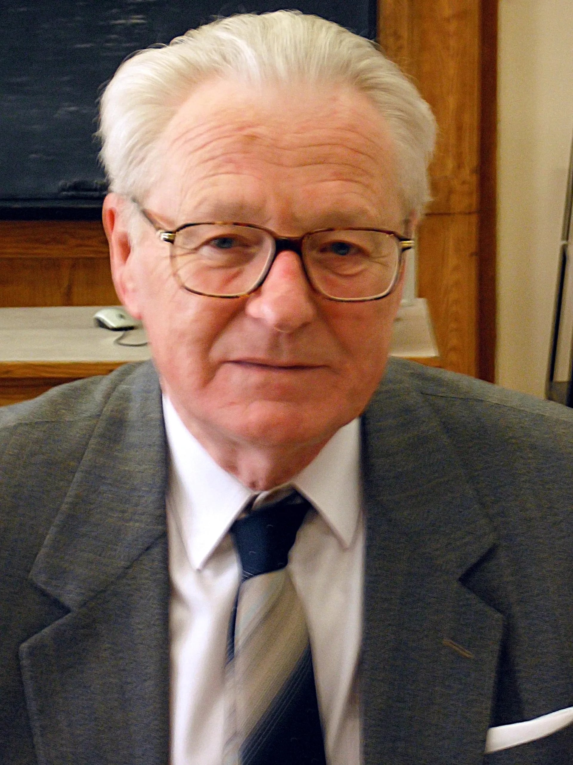 Portrait of Attila Harmathy (1937–2022) – memorial page