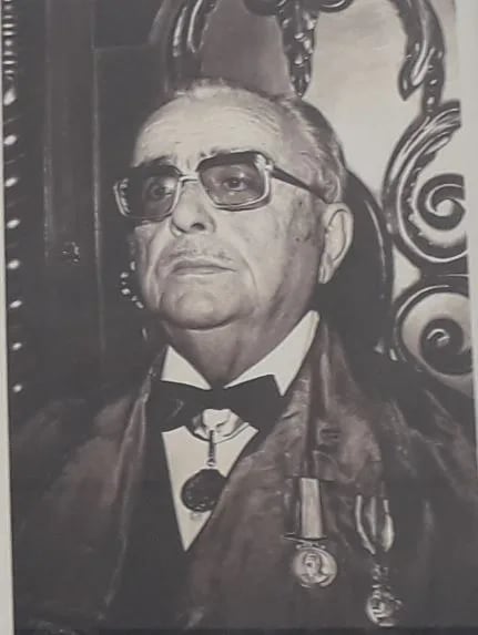 Porträt von Osvaldo Rodrigues Cabral (1903–1978) – Gedenkseite