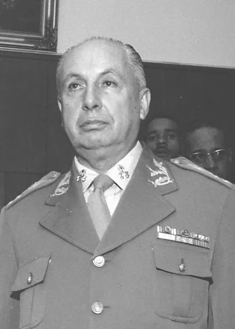 Porträt von Osvino Ferreira Alves (1897–1981) – Gedenkseite