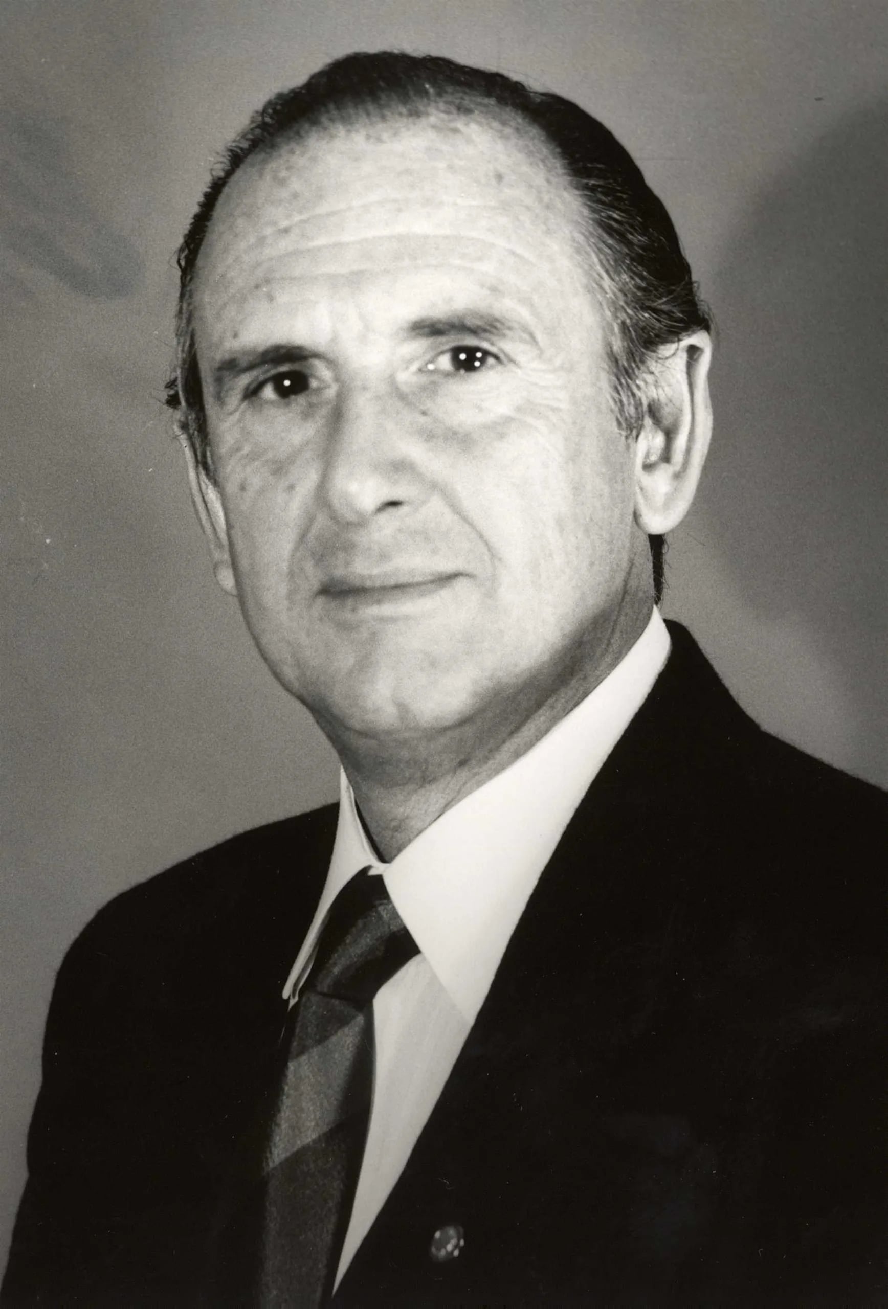 Porträt von Sanchotene Felice (1935–2020) – Gedenkseite
