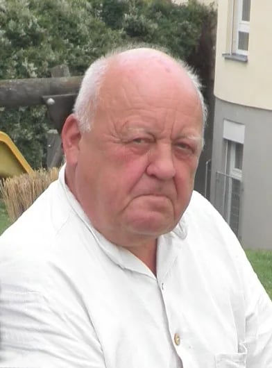 Porträt von Friedel Stratjel (1941–2021) – Gedenkseite