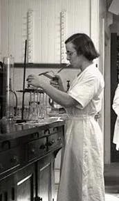 Porträt von Joyce Watson (1918–2004) – Gedenkseite