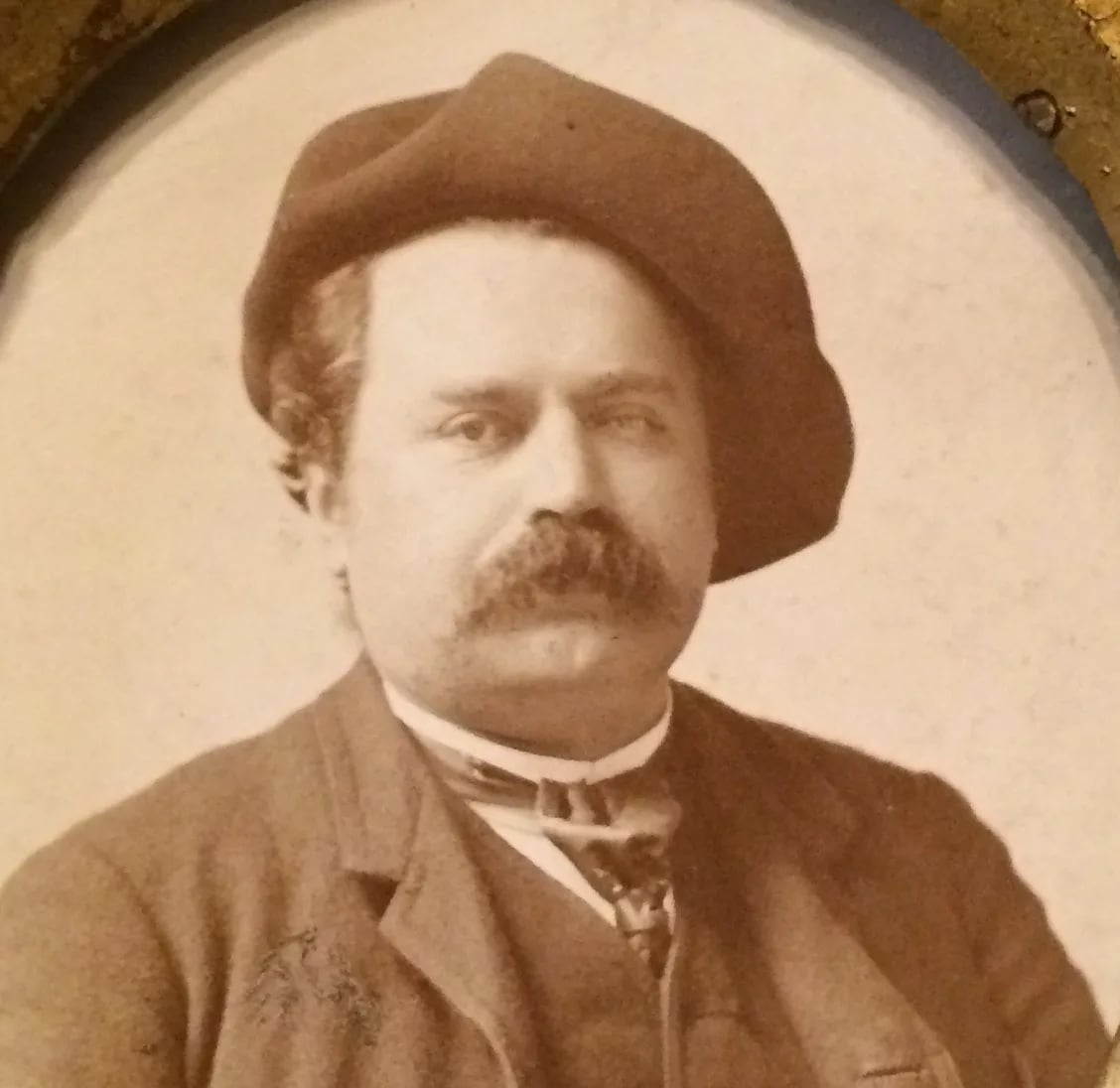Portrait of Giovanni Battista Arnaud (1853–1910) – memorial page