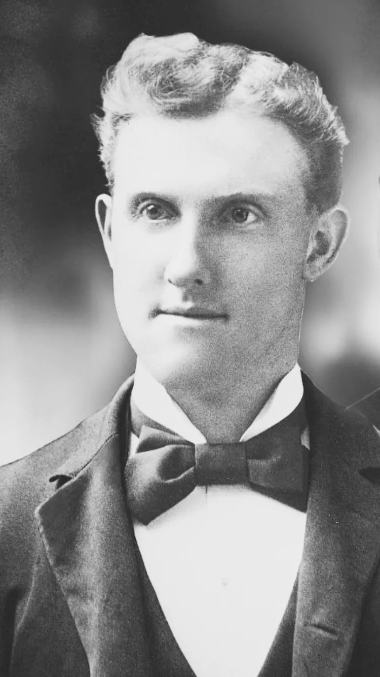 Portrait of Clinton Sumner Burns (1871–1924) – memorial page