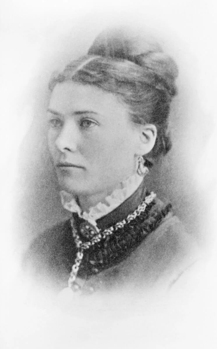 Porträt von Mary Isabella Macleod (1852–1933) – Gedenkseite
