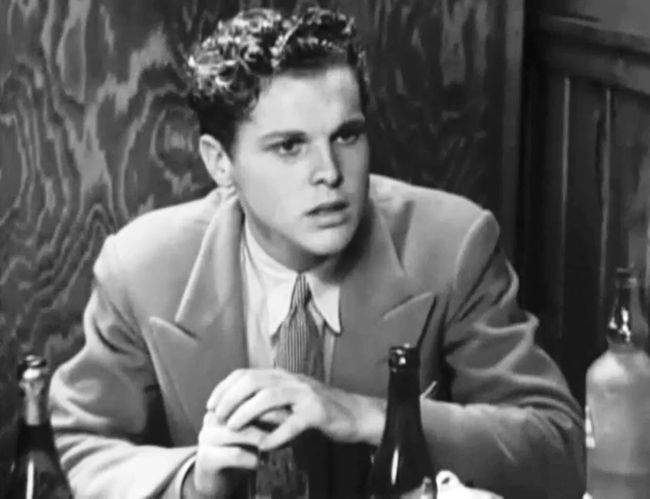 Portrait of Glen Boles (1913–2009) – memorial page